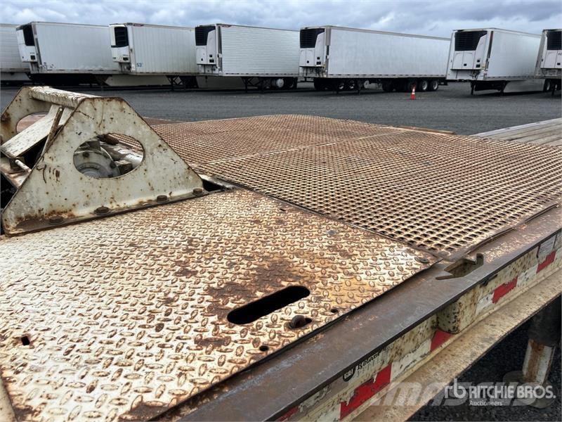 Load King HFT70 48 ft T/A Hydraulic Tail Trailer Dieplader