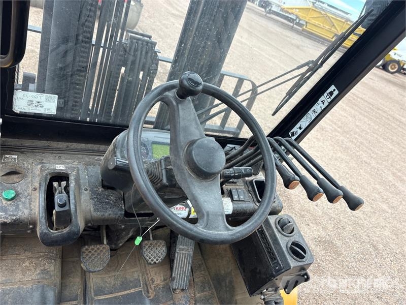 Load King LK 6MC42 6000 lb 4x4 Rough Terrain Forklift Maastotrukit