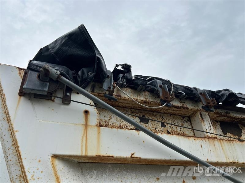  Load Line Line 27 ft T/A End Dump Trailer (Inopera ダンプトレーラー