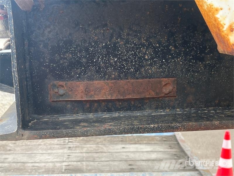 Load Line Line 27 ft T/A End Dump Trailer (Inopera Самоскиди