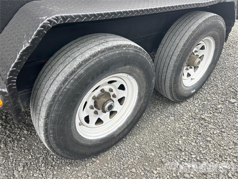Load Trail 14 ft T/A Dump Utility Trailer Remorque benne