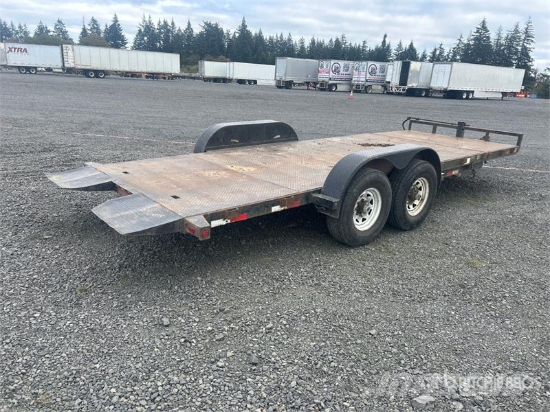 Load Trail 24 ft T/A Tilt Deck Trailer Caricatore basso