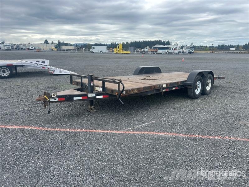 Load Trail 24 ft T/A Tilt Deck Trailer Caricatore basso