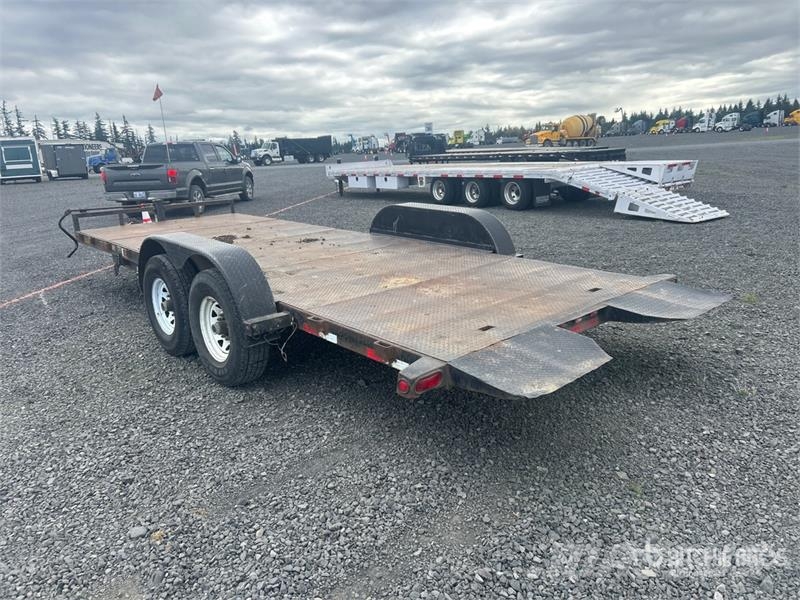 Load Trail 24 ft T/A Tilt Deck Trailer Caricatore basso