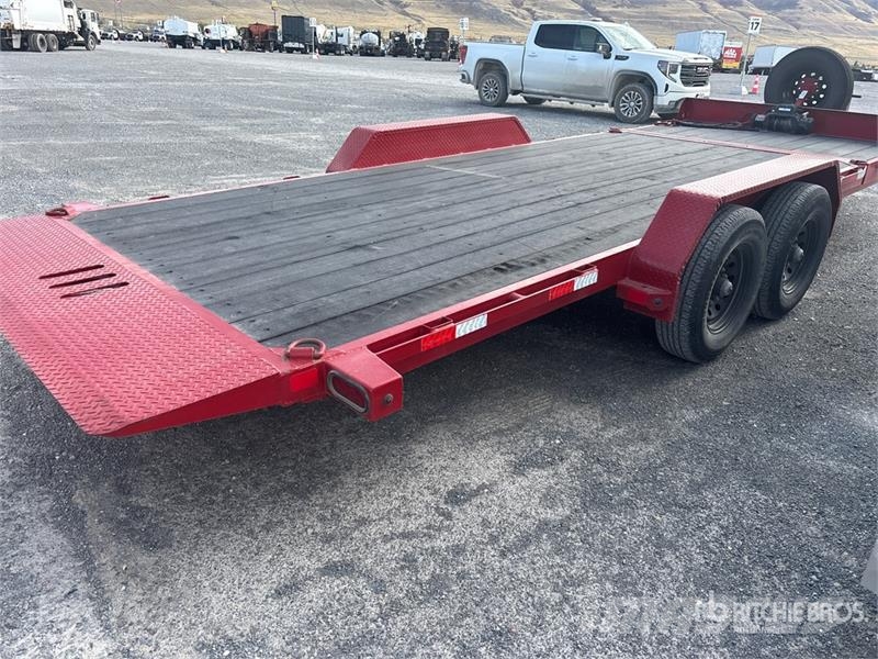 Load Trail 7000 lb 21 ft T/A Equipment Trailer Remolques para transporte de vehículos