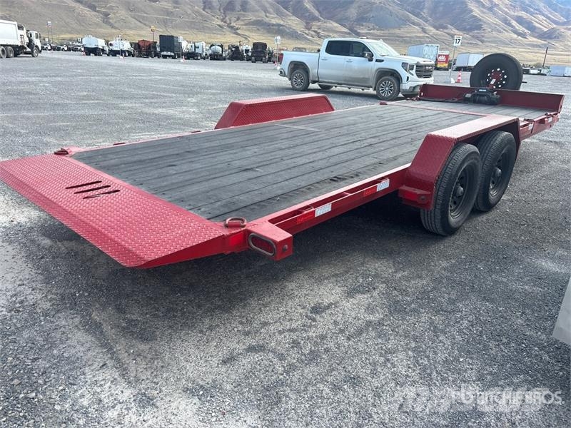 Load Trail 7000 lb 21 ft T/A Equipment Trailer Remolques para transporte de vehículos