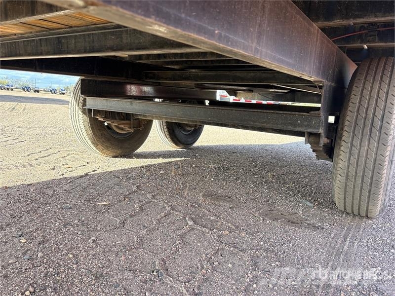Load Trail LDTL303104 20 ft T/A Equipment Trailer Prikolice za prevoz vozil