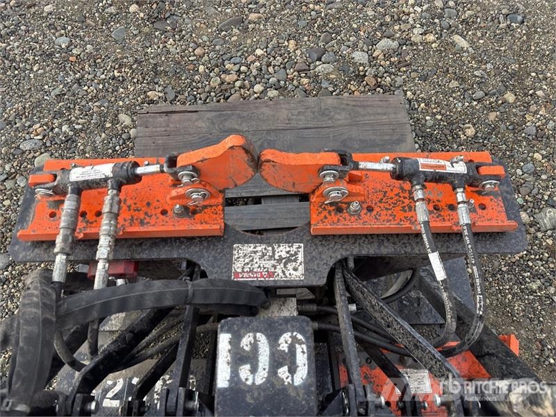 Lobo Extreme Skid Steer Post Puller مكونات أخرى
