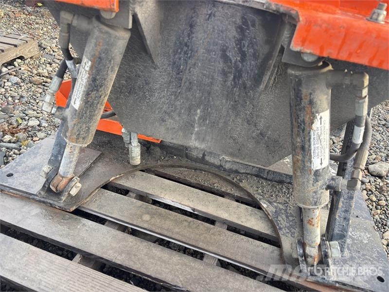 Lobo Extreme Skid Steer Post Puller مكونات أخرى