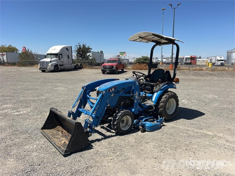 LS MT225SH 4WD Utility Tractor Kompaktie traktori