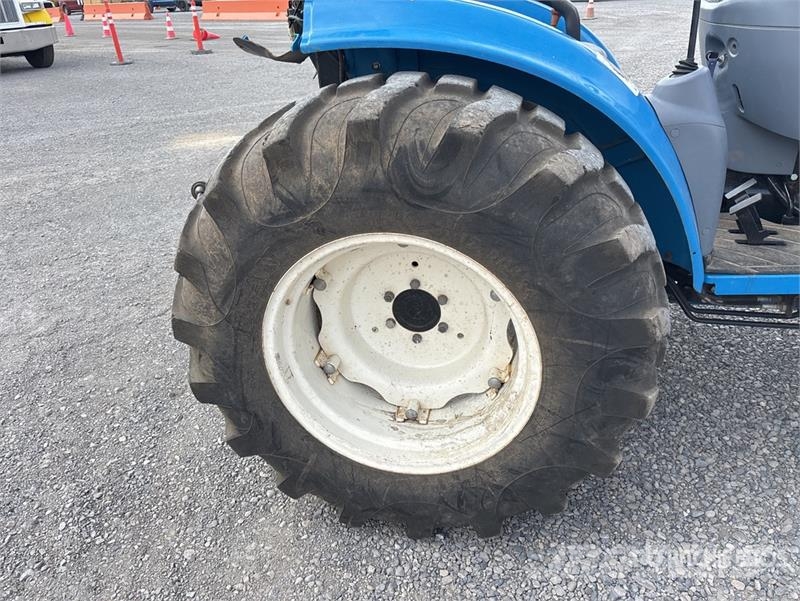 LS MT3 50E 4WD Utility Tractor Manjši traktorji