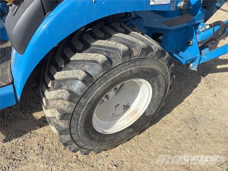 LS Mtron LSMT125 Utility Tractor Compact tractors