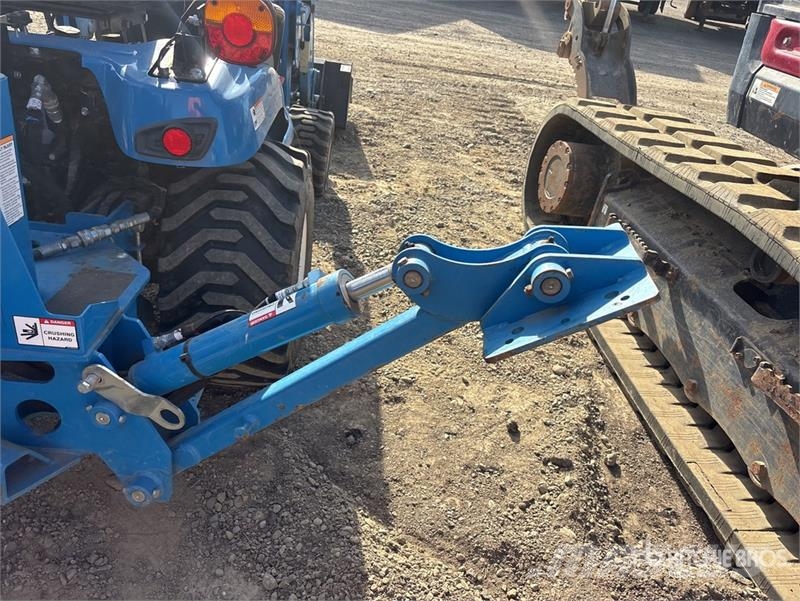 LS Mtron LSMT125 Utility Tractor Compact tractors