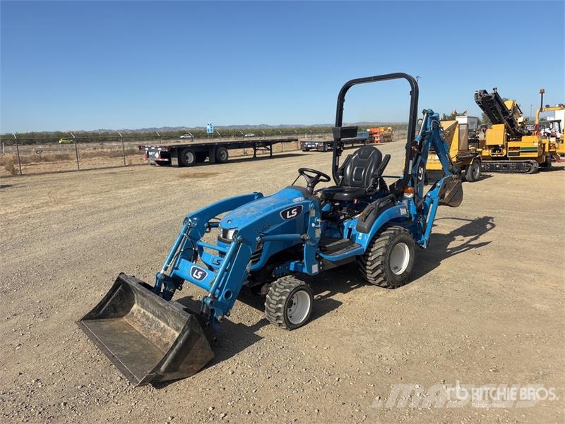LS Mtron LSMT125 Utility Tractor Compact tractors