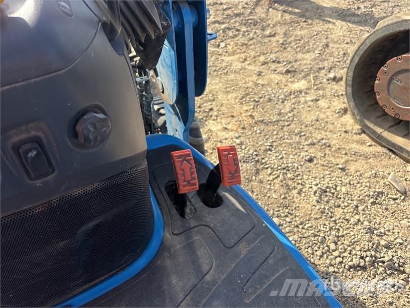 LS Mtron LSMT125 Utility Tractor Compact tractors