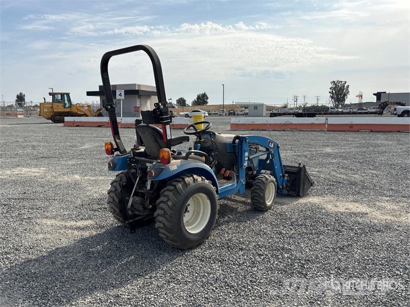 LS Mtron MT225SH Utility Tractor Taajamatraktorit