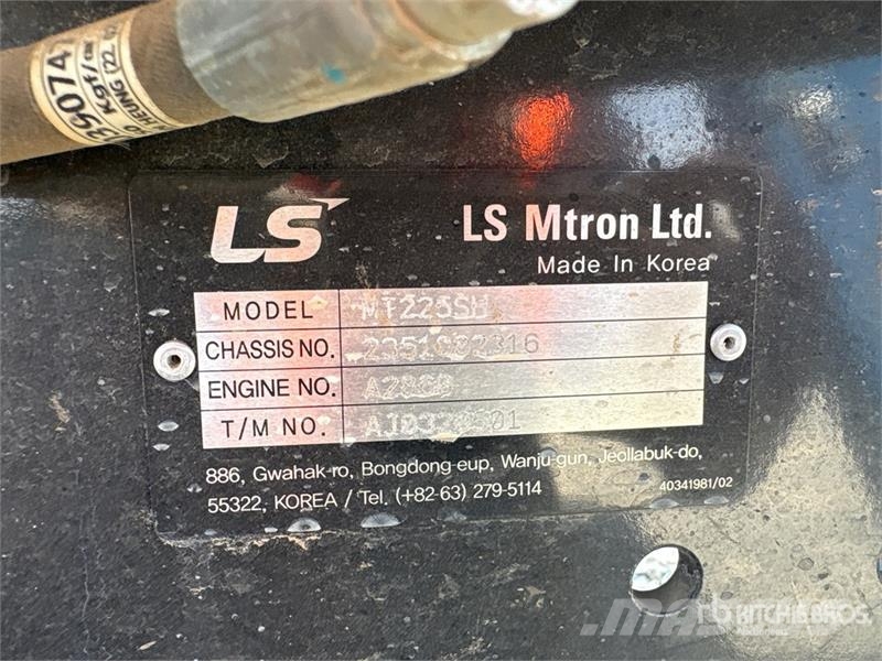 LS Mtron MT225SH Utility Tractor Taajamatraktorit
