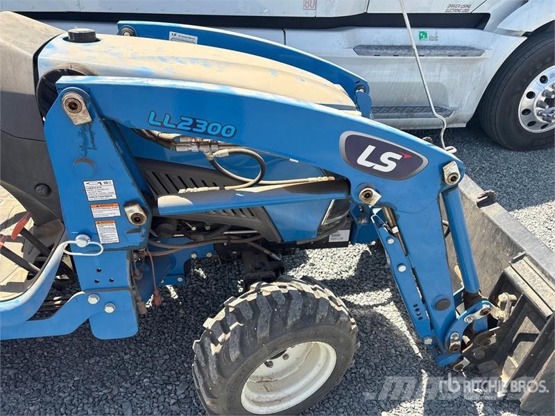 LS Mtron MT225SH Utility Tractor Taajamatraktorit