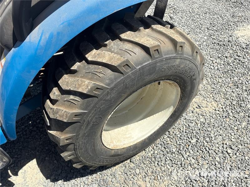 LS Mtron Utility Tractor Kompaktní traktory