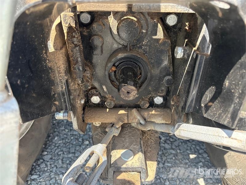 LS Mtron Utility Tractor Kompaktní traktory