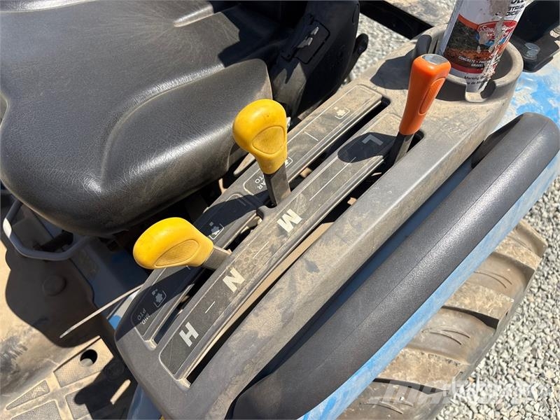 LS Mtron Utility Tractor Kompaktní traktory