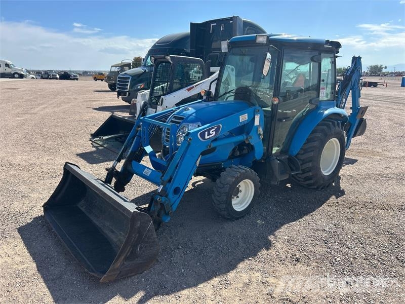 LS XR3135H 4WD Tractor Traktori