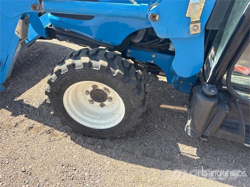 LS XR3135H Utility Tractor Compact tractors
