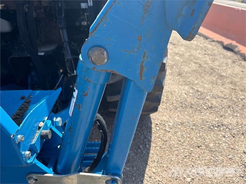 LS XR3135H Utility Tractor Compact tractors