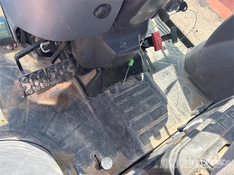 LS XR3135H Utility Tractor Compact tractors