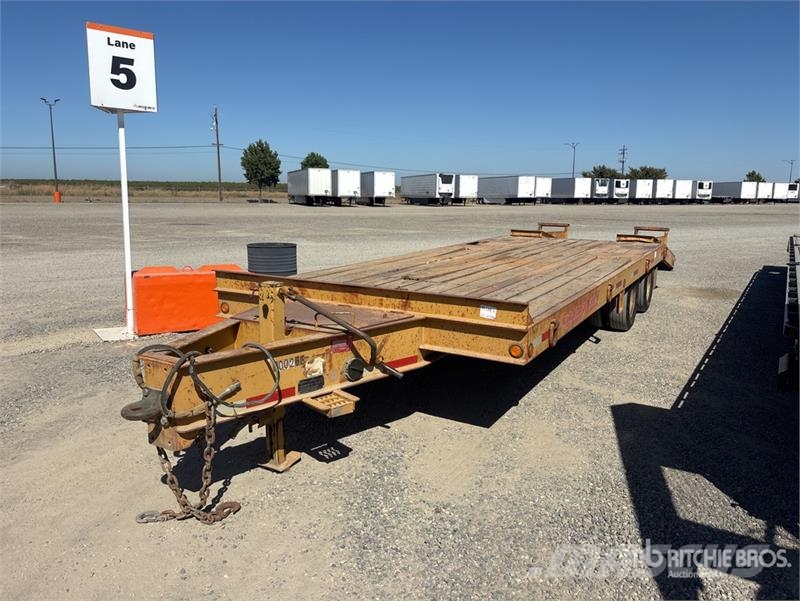 Lucon 25 ft T/A Equipment Trailer Oprijwagen