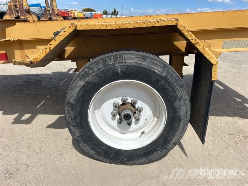 Lucon 4T221TPT Pole Trailer مقطورات أخرى