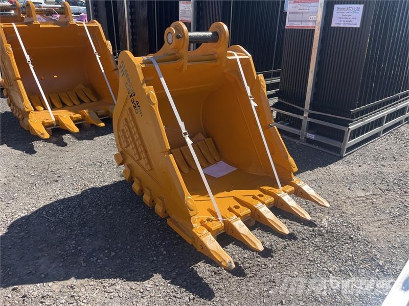 LYALS ALS EB320 46 in Digging Excavator Bucket - F Kauhat