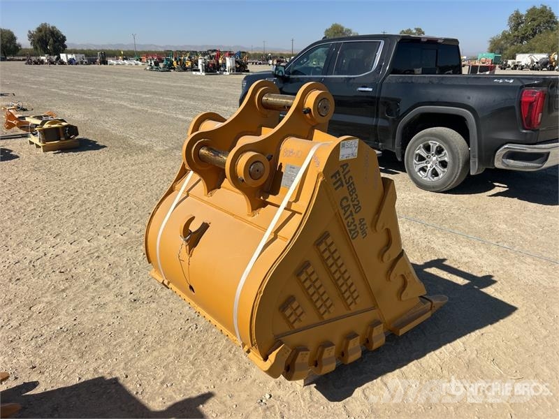 LYALS ALS EB320 46 in Digging Excavator Bucket (Un Buckets