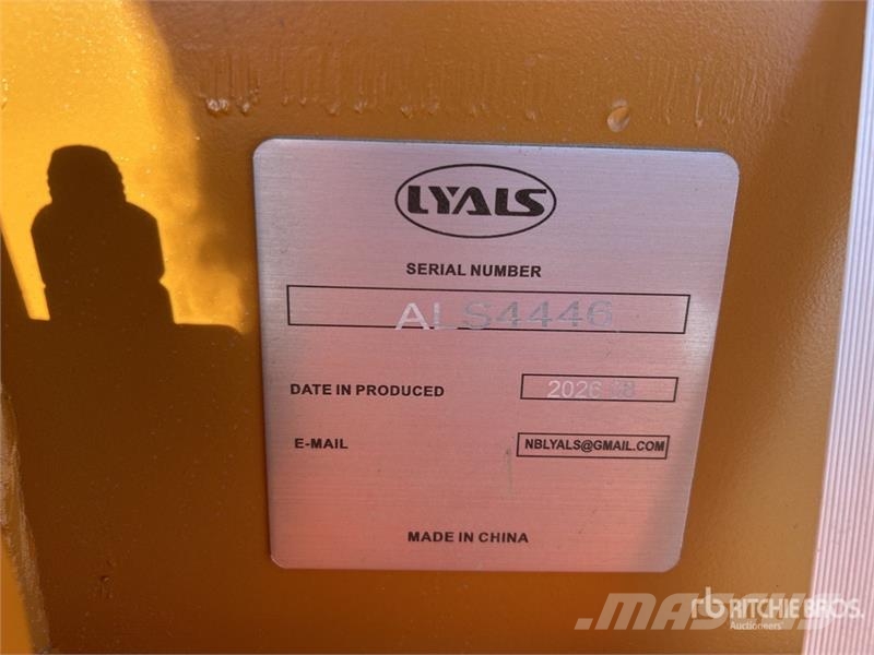 LYALS ALS EB320 46 in Digging Excavator Bucket (Un Buckets