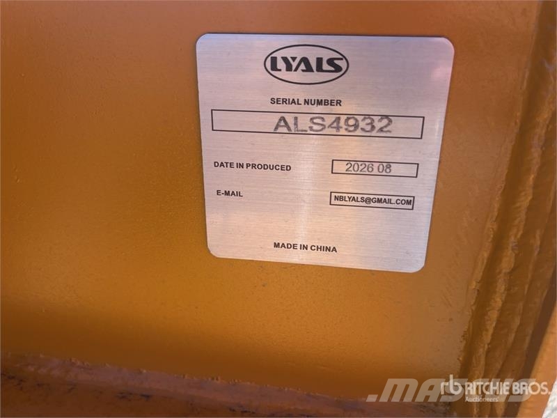  LYALS ALS EB320 48 in Digging Excavator Bucket (Un Kauhat