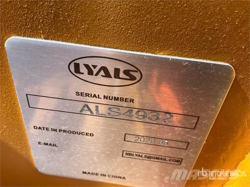  LYALS ALS EB320 48 in Digging Excavator Bucket (Un دلاء