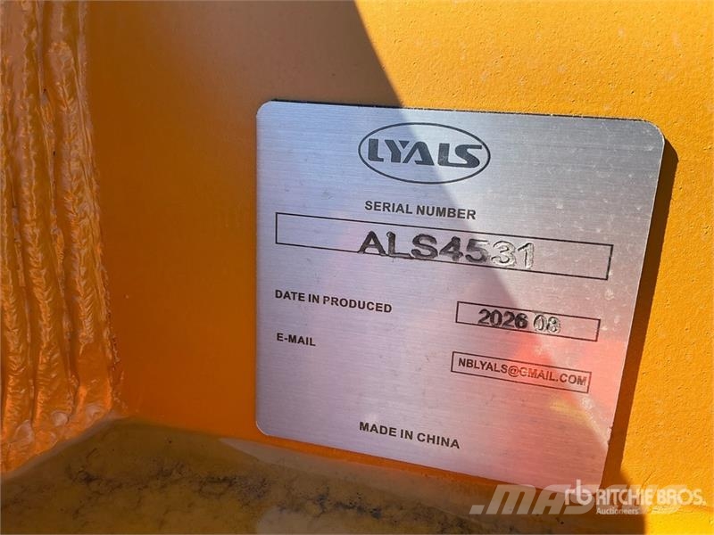  LYALS ALS EB345 66 in Digging Excavator Bucket (Un دلاء