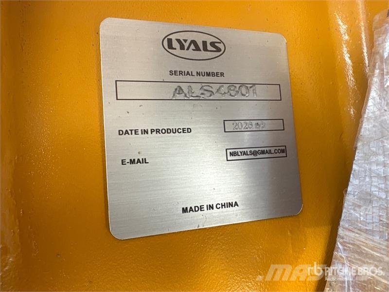  LYALS ALS1000 92 in Hydraulic Breaker (Unused) Iskuvasarat