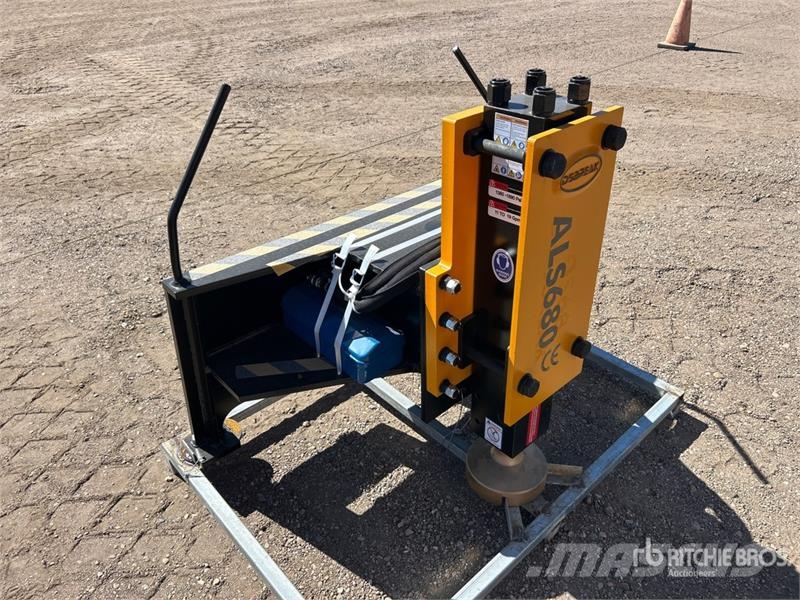  LYALS ALS680 Skid Steer Post Driver (Unused) Fencing equipment