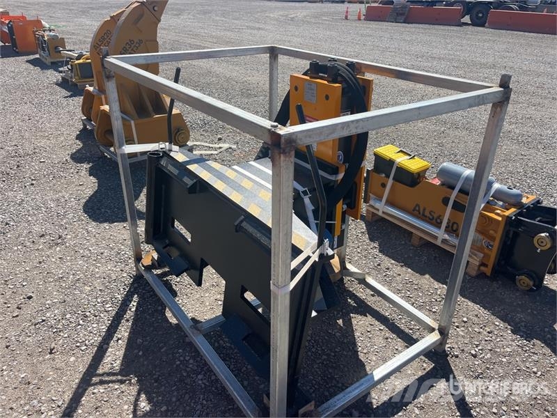 LYALS ALS680 Skid Steer Post Driver (Unused) Equipement de clôture