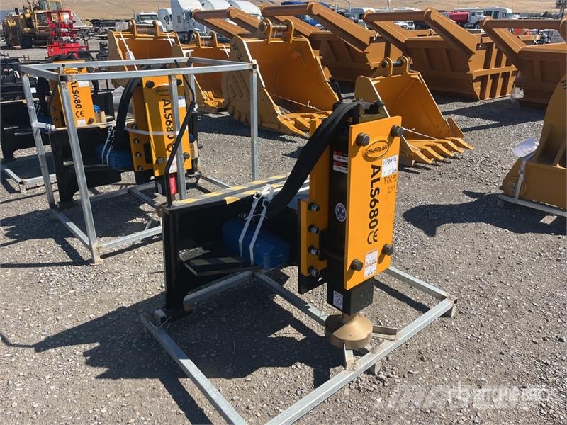 LYALS ALS680 Skid Steer Post Driver (Unused) Equipement de clôture