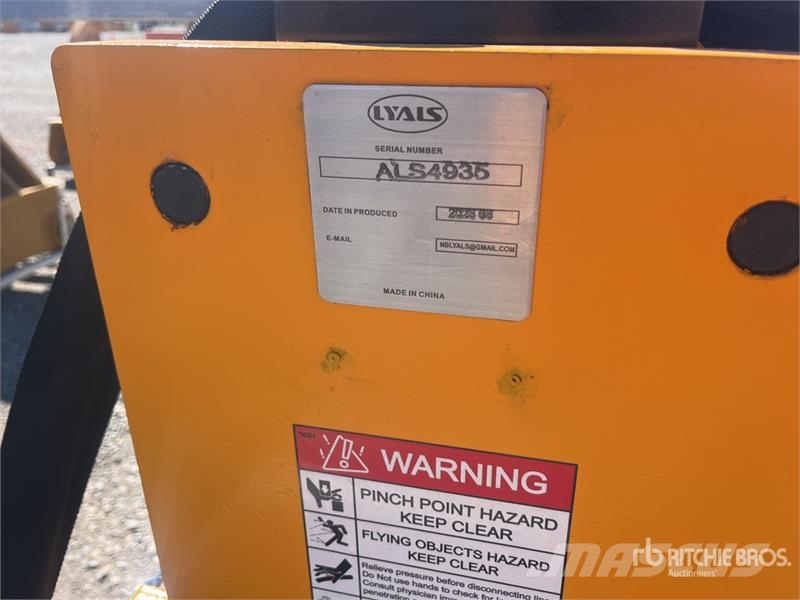LYALS ALS680 Skid Steer Post Driver (Unused) Equipement de clôture