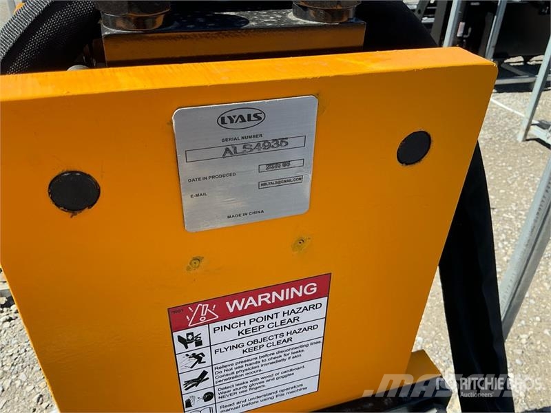 LYALS ALS680 Skid Steer Post Driver (Unused) Zäune und Zubehör