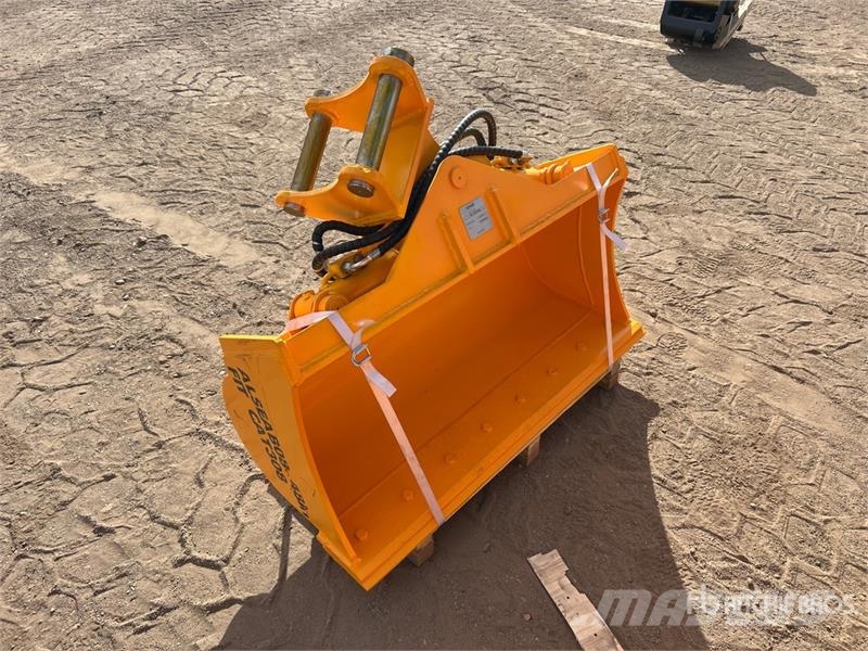  LYALS ALSEAB08 48 in Hydraulic Tilting Excavator B Baldes