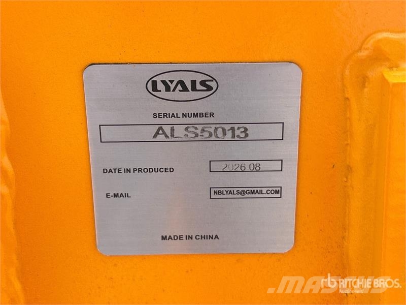  LYALS ALSEAB08 48 in Hydraulic Tilting Excavator B Baldes