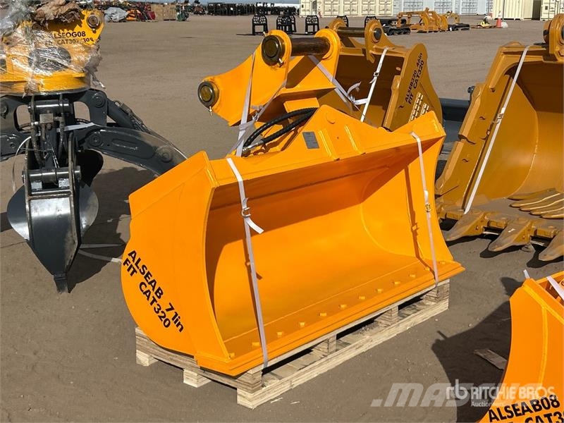  LYALS ALSEAB320 71 in Hydraulic Tilting Excavator  Baldes