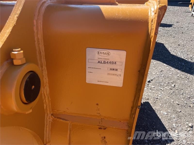  LYALS ALSEB313 40 in Digging Excavator Bucket (Unu Kauhat