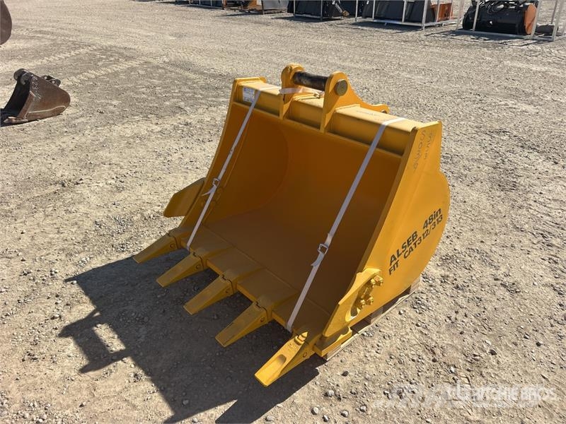 LYALS ALSEB313 48 in Digging Excavator Bucket (Unu Buckets
