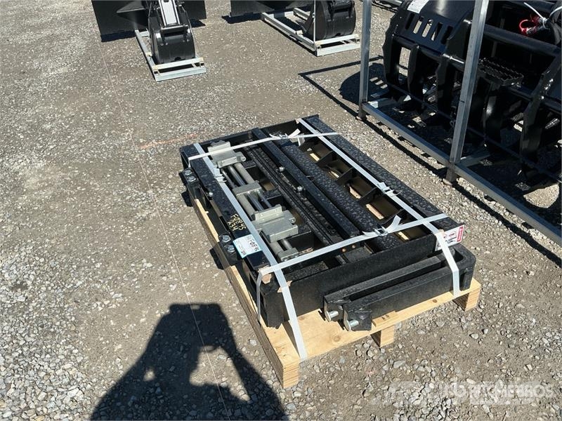  LYALS ALSHF 48 in Skid Steer Forks (Unused) Vilice