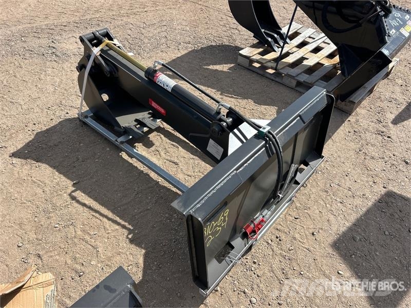  LYALS ALSSB 12 in Skid Steer Backhoe (Unused) Retroescavadeiras